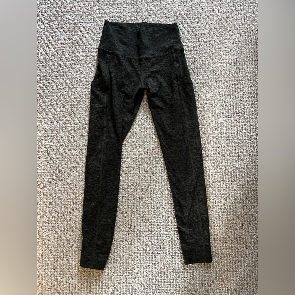 OFFLINE by aerie The Hugger Hi-Rise Pocket Legging